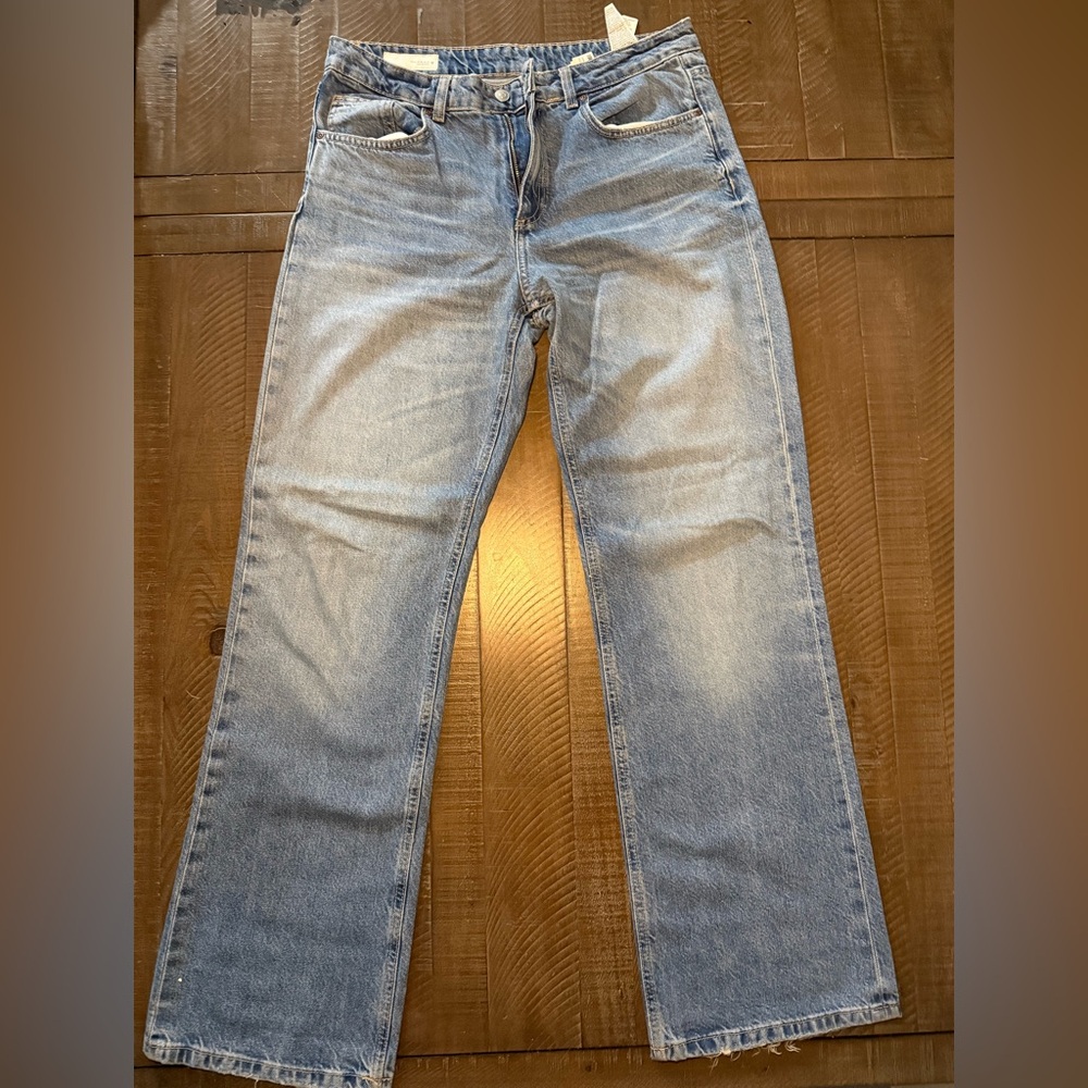 Zara Straight Jeans in Light Blue Wash